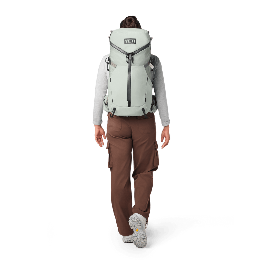 Skala 32L Women's Hiking Pack - Preferred Pick