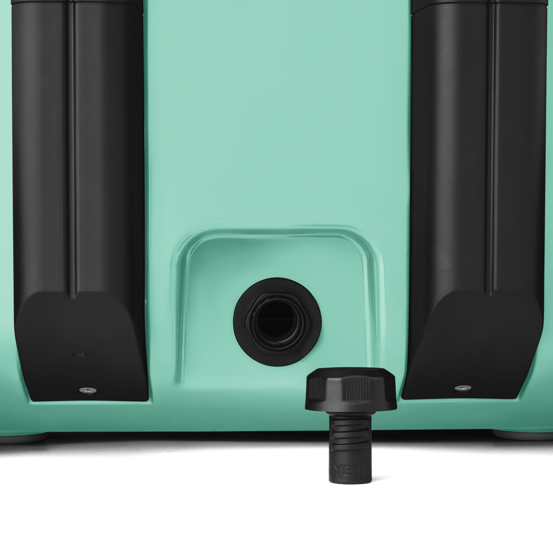 Roadie 32 Wheeled Cooler - Preferred Pick
